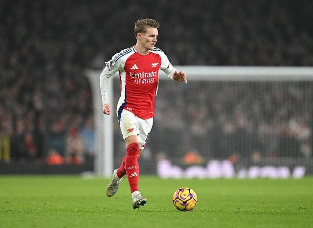 关于阿森纳年轻后卫获赞，表现可圈可点的信息