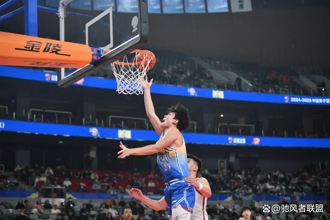 aoa体育馆-包含精彩纷呈！中国顶尖联赛球队匹敌的词条