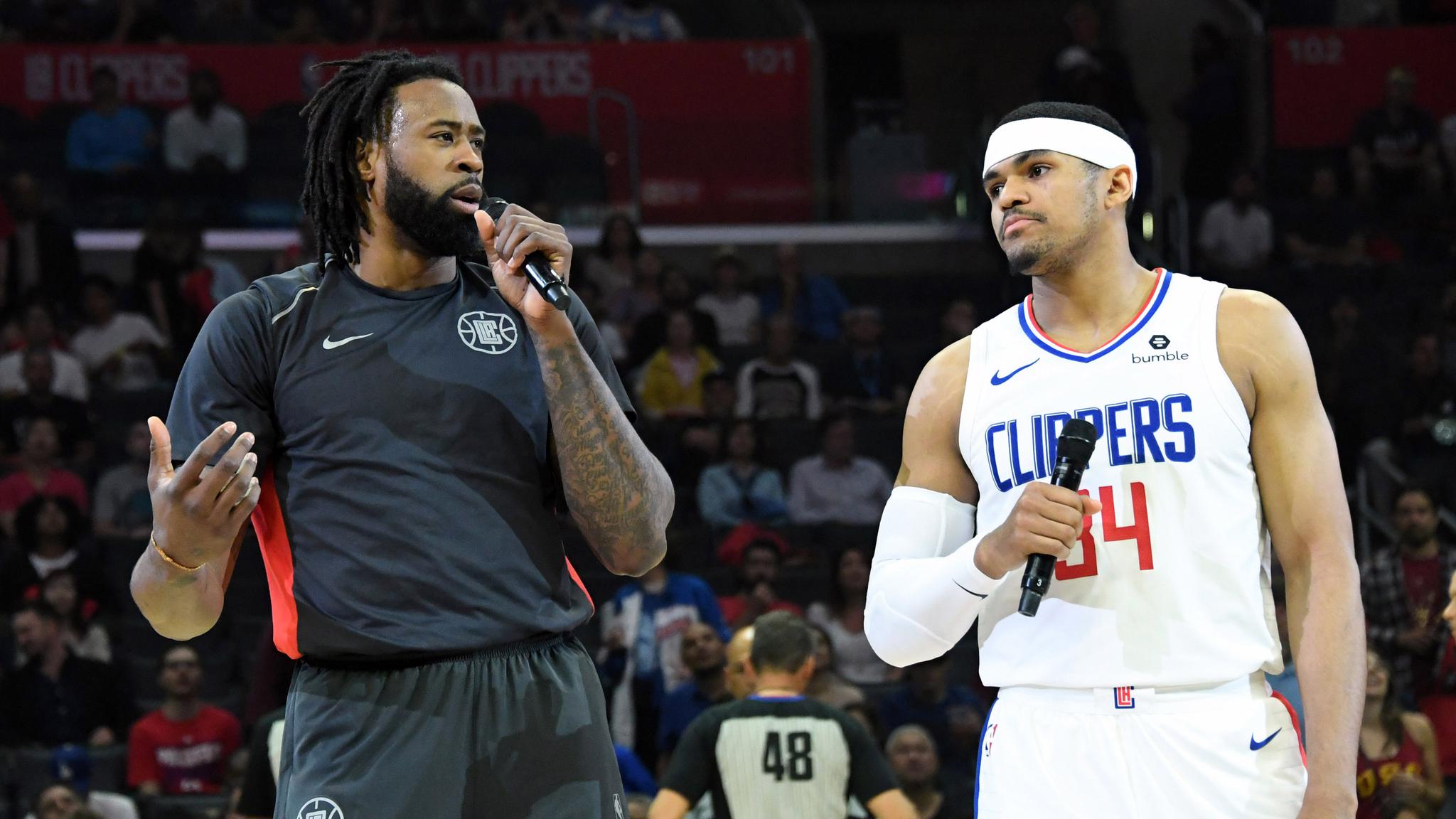 包含内线压制对手，创造多次二次进攻机会！的词条