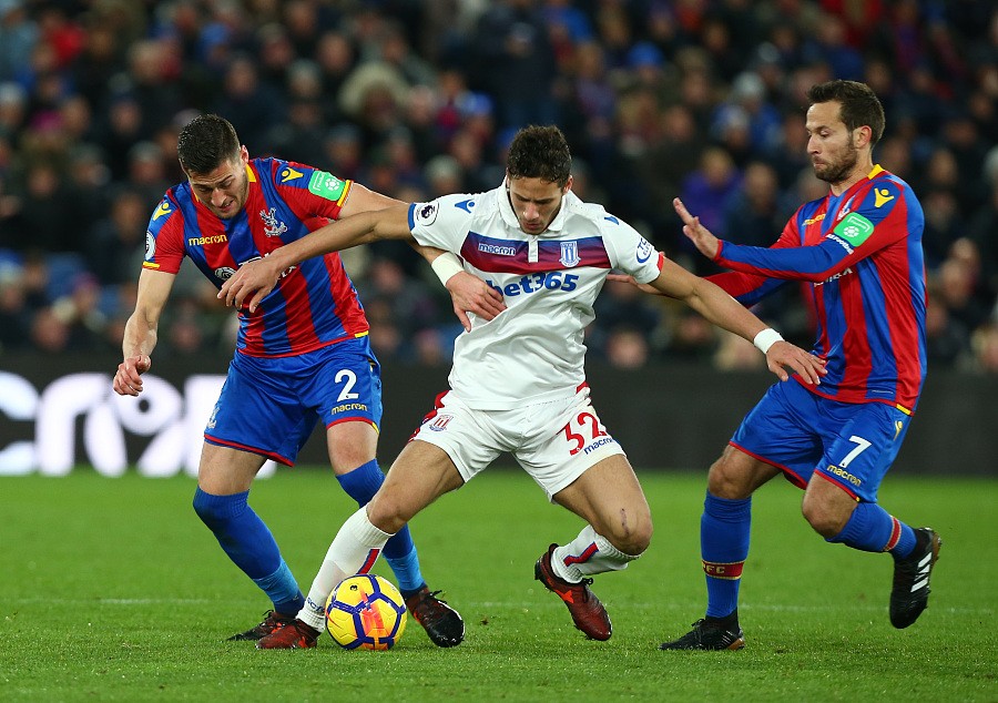 包含斯旺西重回胜利轨道，实力稳定巩固保级希望的词条