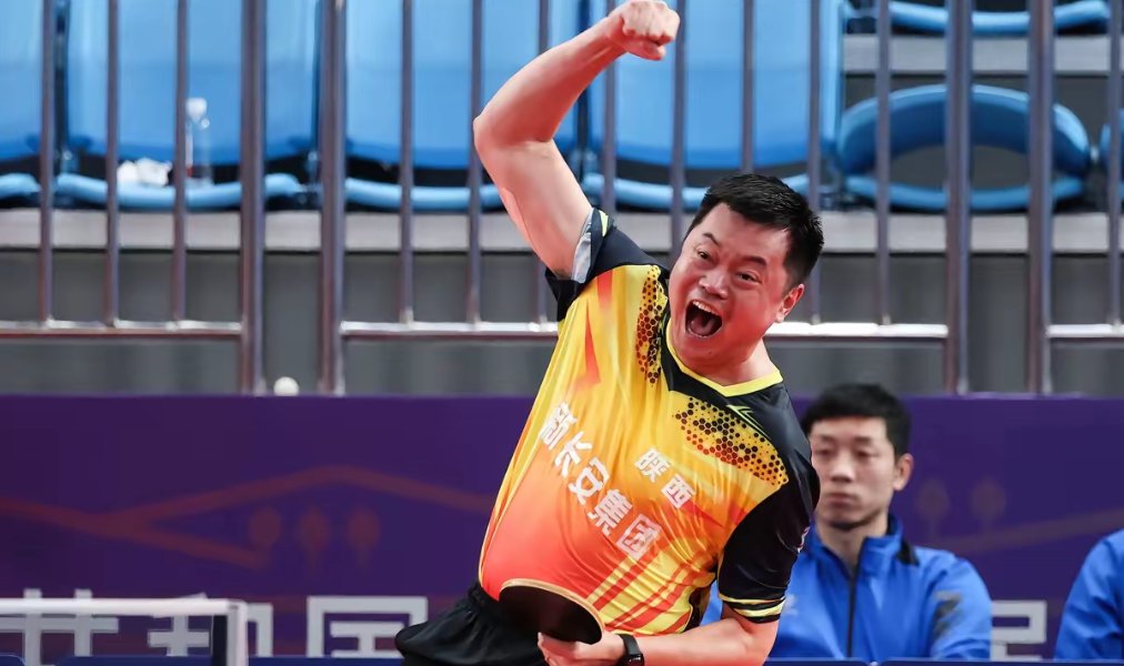 aoa体育馆-控卫表现神勇，率队取得胜利！(控卫表现神勇,率队取得胜利的句子)