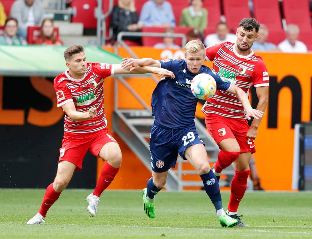 aoa体育娱乐-包含柏林联队客场胜科特布斯，德甲前景蒙上阴影的词条