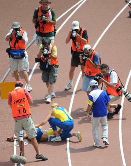 aoa体育新闻-瑞典惨败俄罗斯，无缘淘汰赛的简单介绍