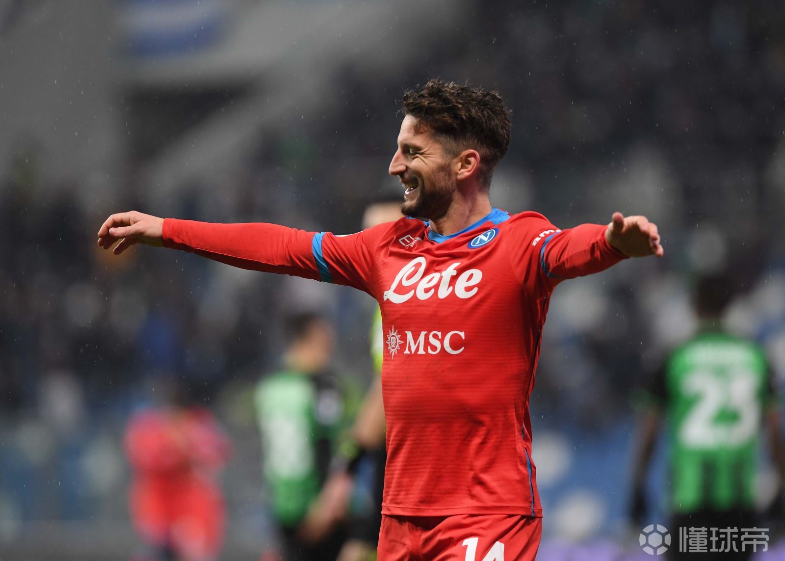 关于那不勒斯后防失守,被逼平局的信息 关于那不勒斯后防失守,被逼平局的信息