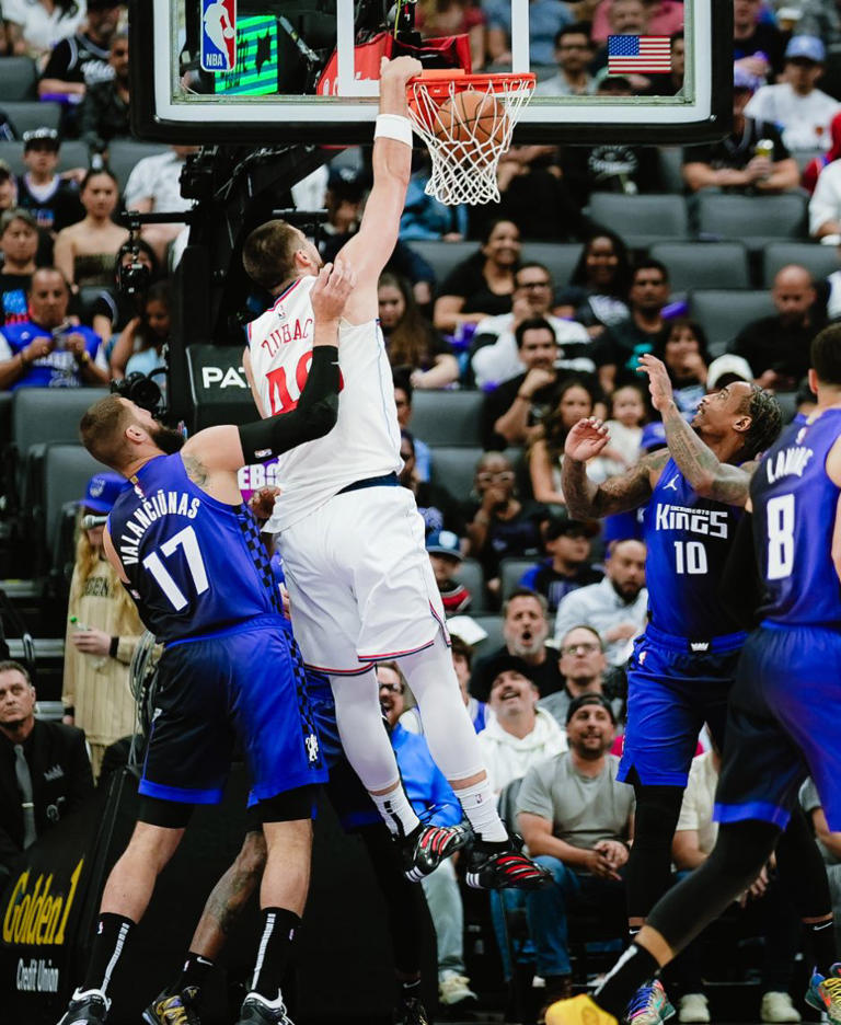 aoa体育课程-快船连胜被终结，主教练质疑球员防守能力