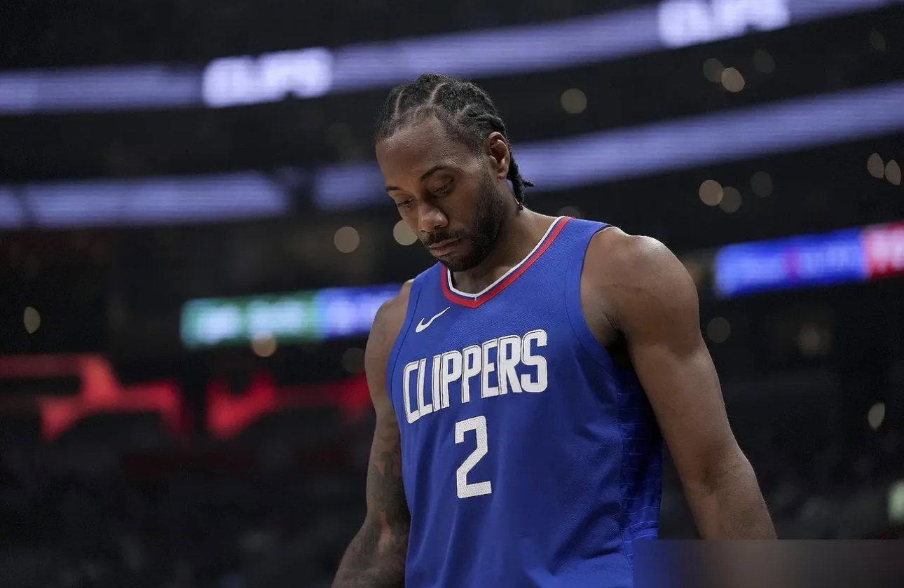 快船后卫受伤，球队阵容再次遭遇打击