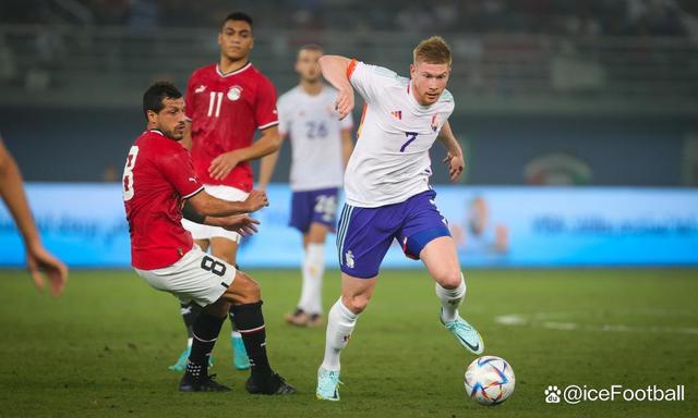 比利时战胜塞尔维亚，轻取三分