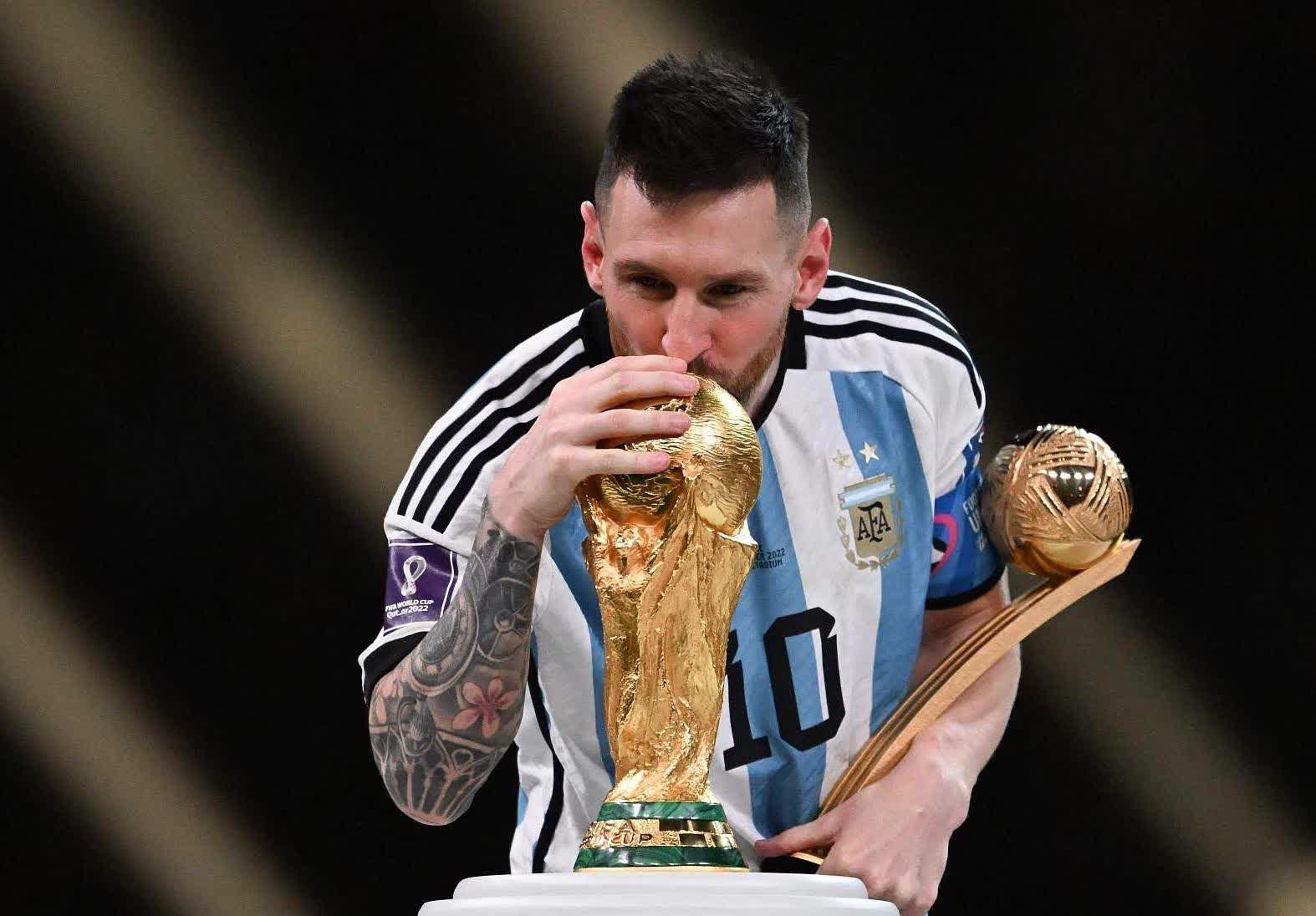 aoa体育活动-西班牙运动员斩获铜牌，喜获认可