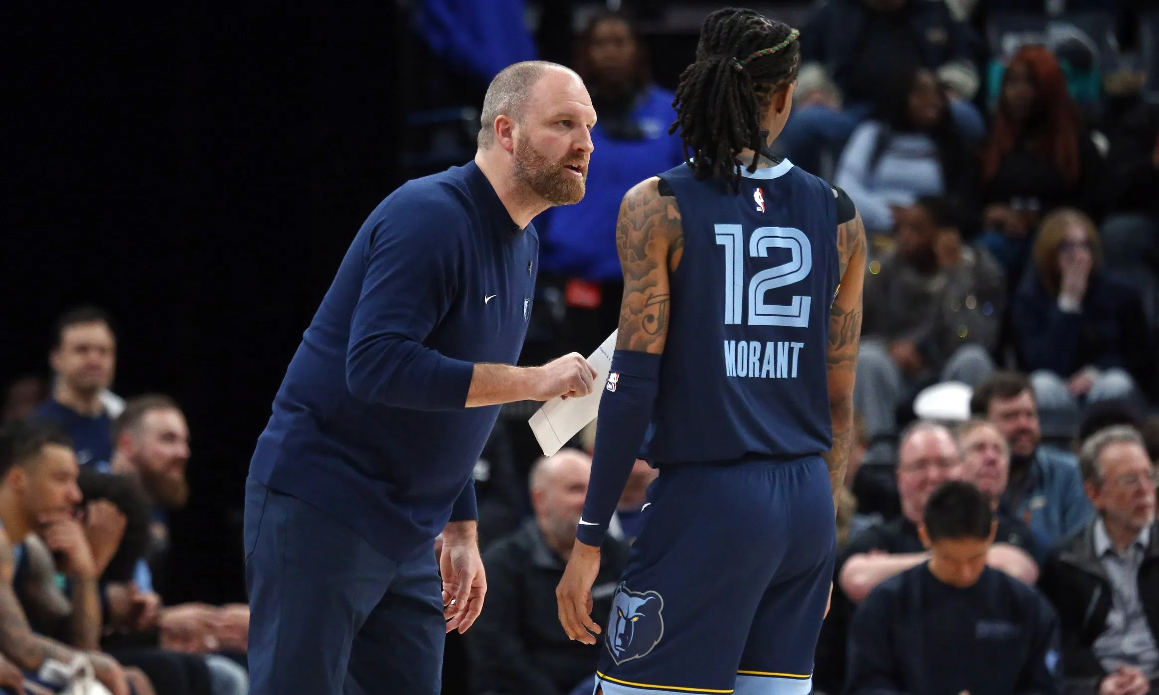 aoa体育视频-灰熊负于骑士，莫兰特里斯拼尽全力