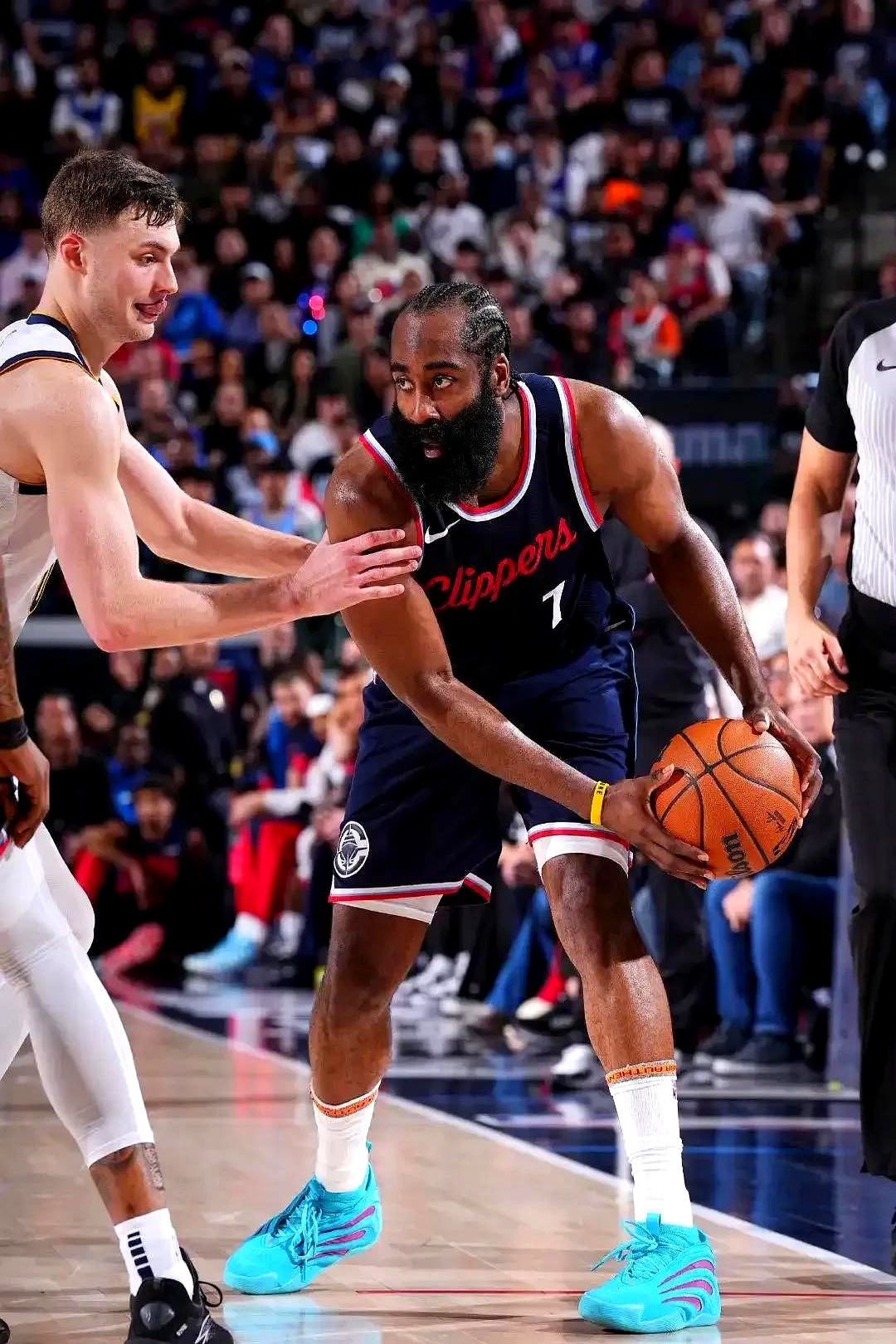 巨星发威!快船主场胜猛龙力保不败金身的简单介绍 巨星发威!快船主场胜猛龙力保不败金身的简单介绍